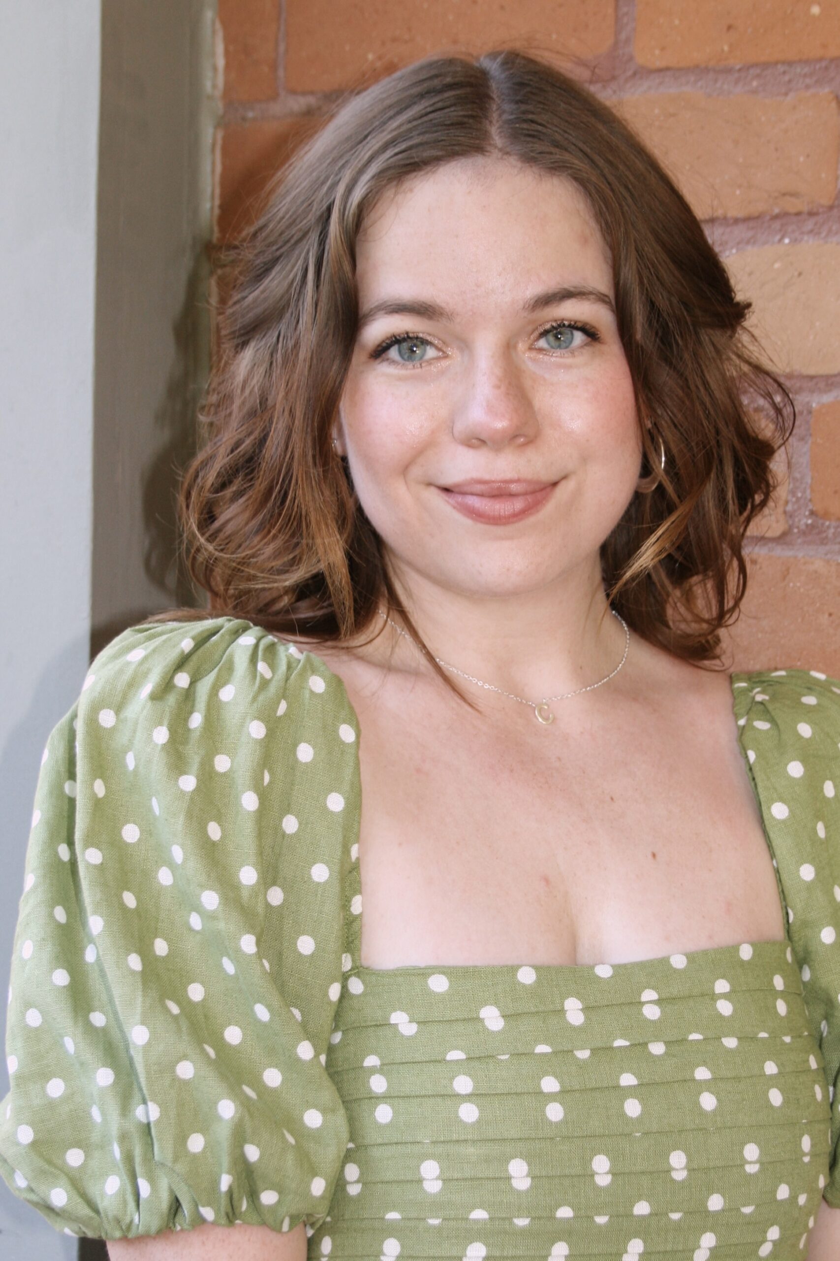 Claire Dettloff